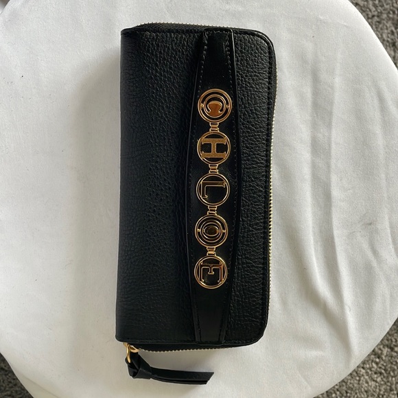 Brand new Chloe wallet - Picture 1 of 3
